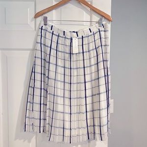 Pleated Ann Taylor skirt